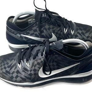 NIKE | Women's 8.5 | Free 5.0 TR Fit 5 | Running Shoe | Black/Metallic/Silver